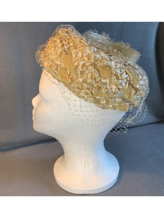 Ladies Ivory Raffia & Velvet Ribbon Hat with Netting Size 22 Vintage main image 13